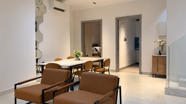 Modern-Minimalist-Dining-and-Living-Space